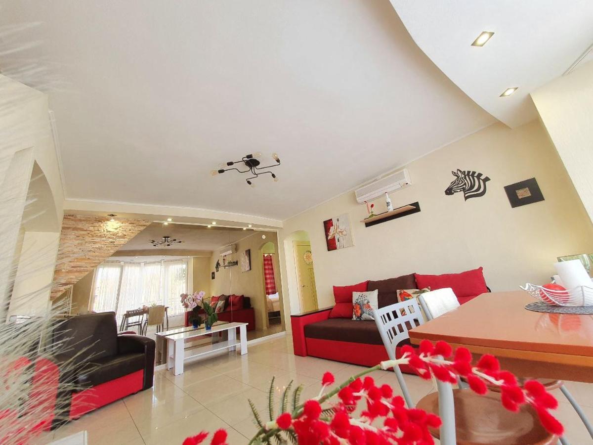Inn Home Apartments - Pechersk Area Kiev Bagian luar foto