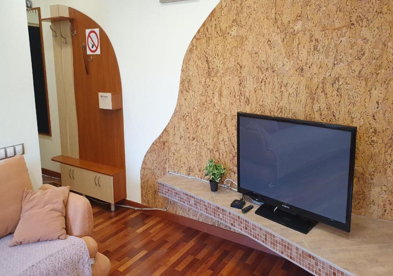 Inn Home Apartments - Pechersk Area Kiev Bagian luar foto