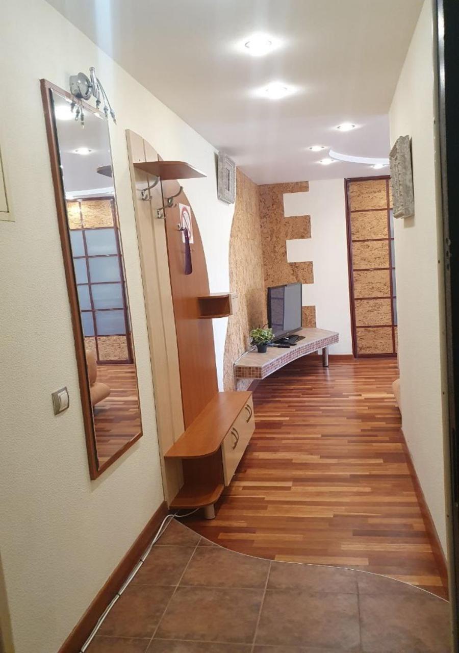 Inn Home Apartments - Pechersk Area Kiev Bagian luar foto