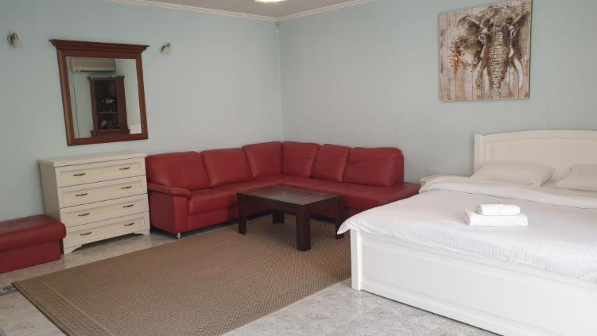 Inn Home Apartments - Pechersk Area Kiev Bagian luar foto