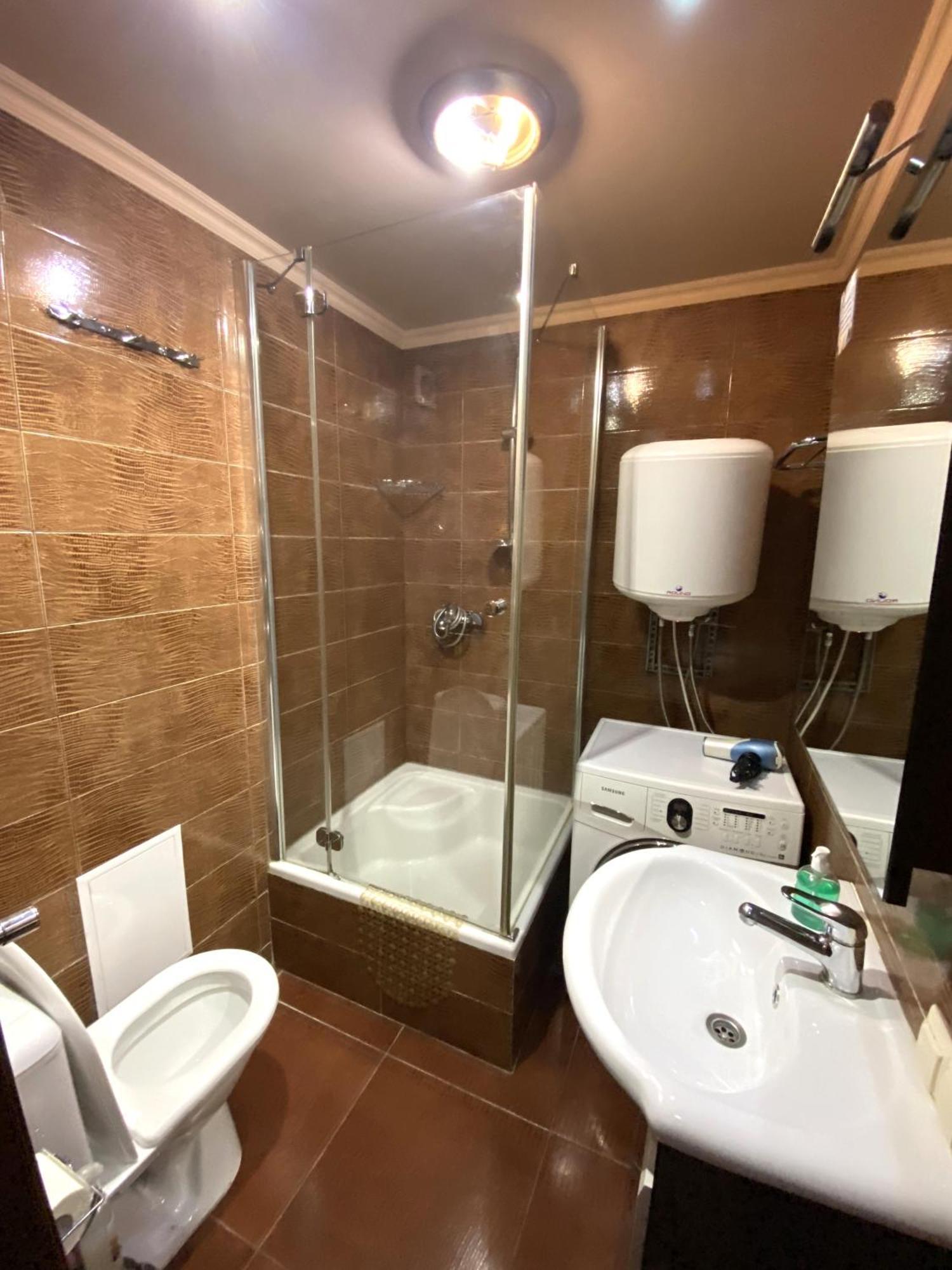 Inn Home Apartments - Pechersk Area Kiev Bagian luar foto