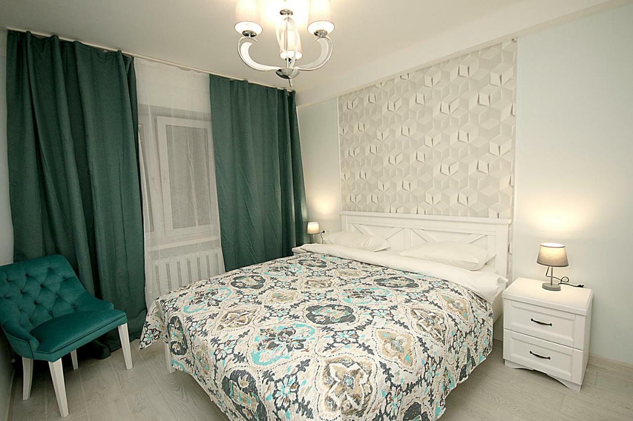 Inn Home Apartments - Pechersk Area Kiev Bagian luar foto