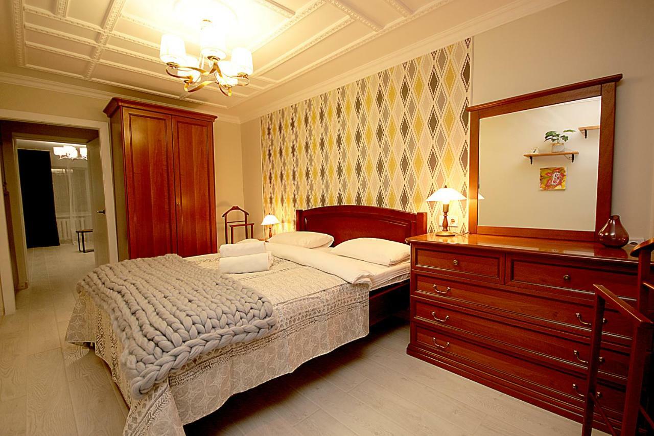 Inn Home Apartments - Pechersk Area Kiev Bagian luar foto