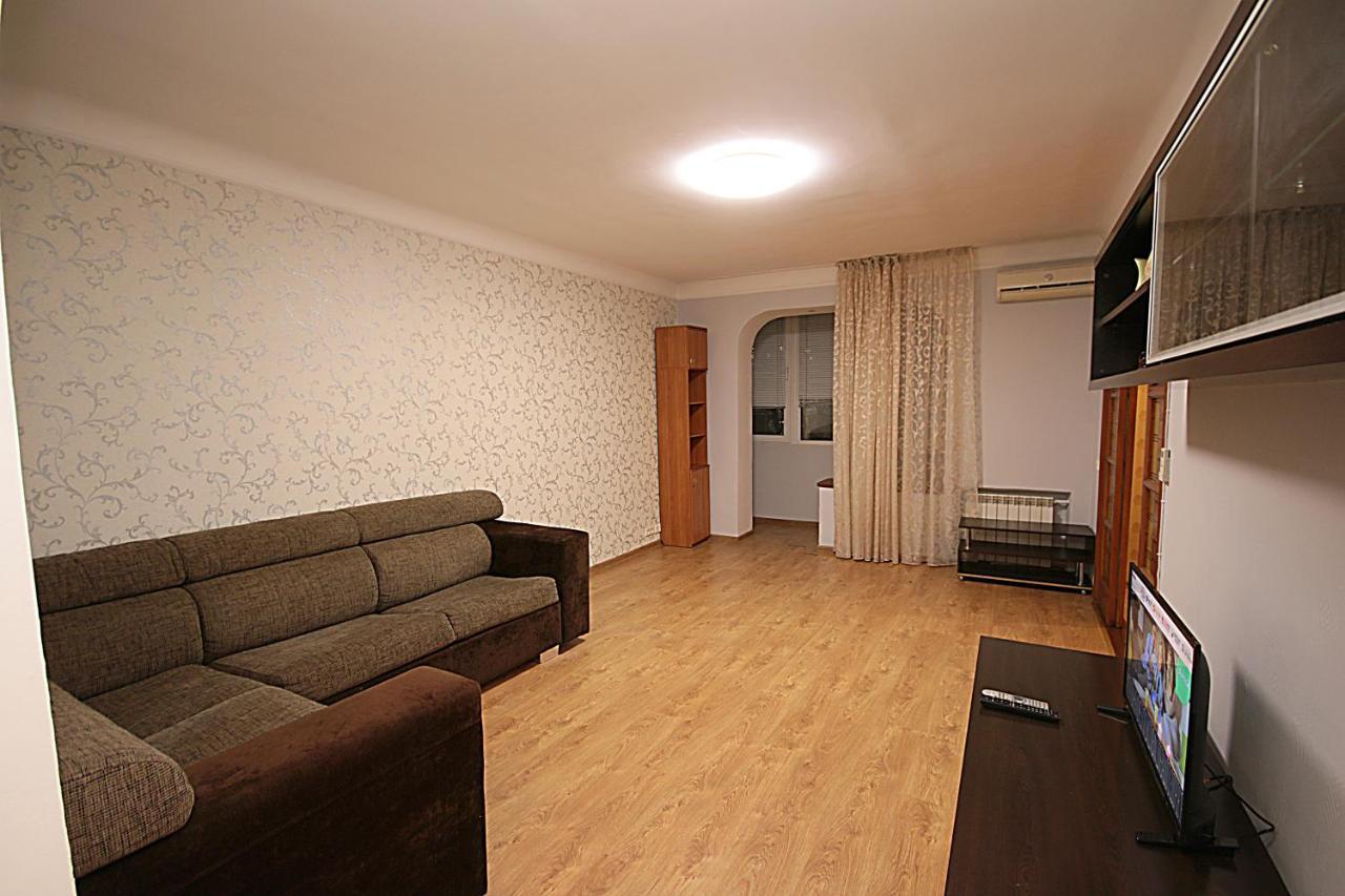 Inn Home Apartments - Pechersk Area Kiev Bagian luar foto