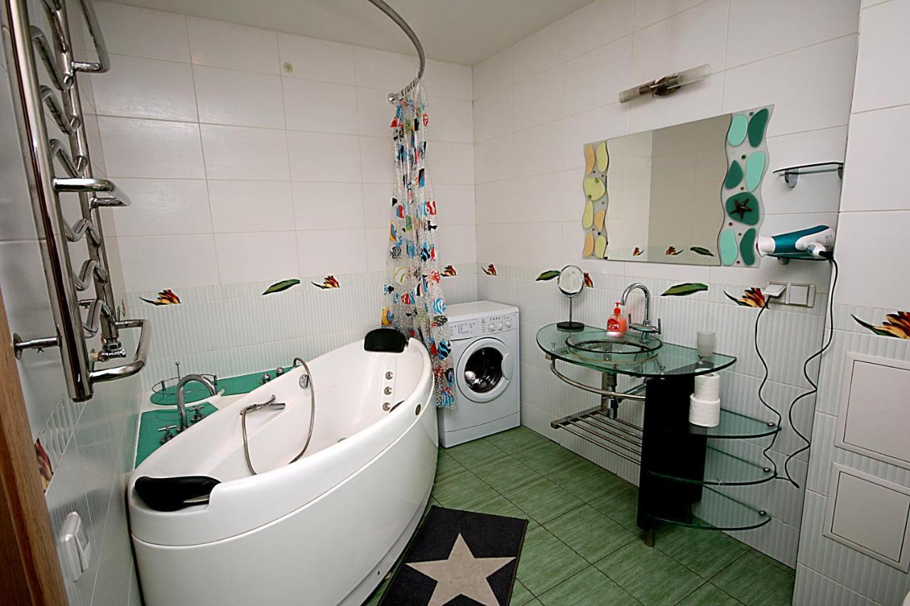 Inn Home Apartments - Pechersk Area Kiev Bagian luar foto