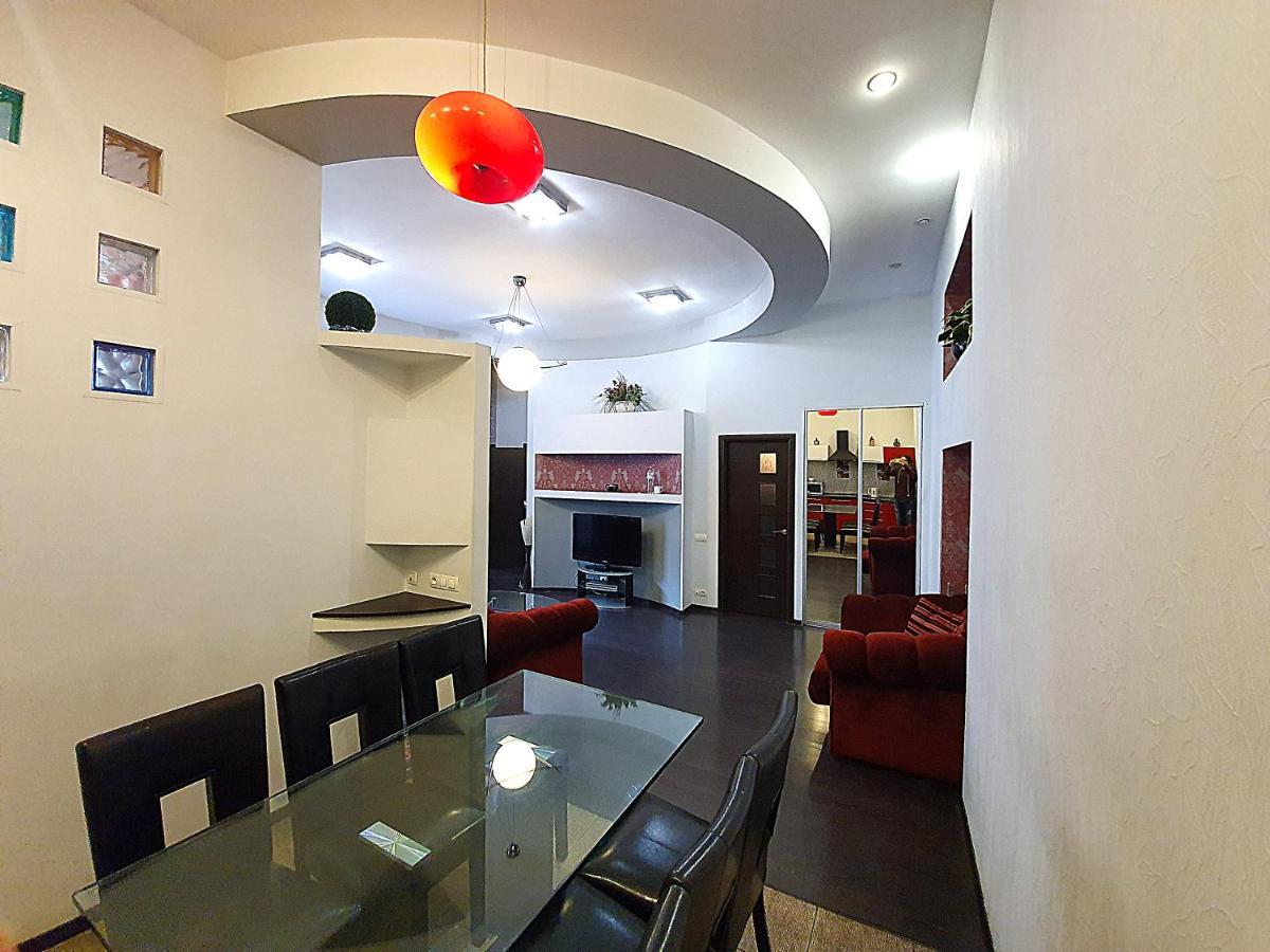 Inn Home Apartments - Pechersk Area Kiev Bagian luar foto