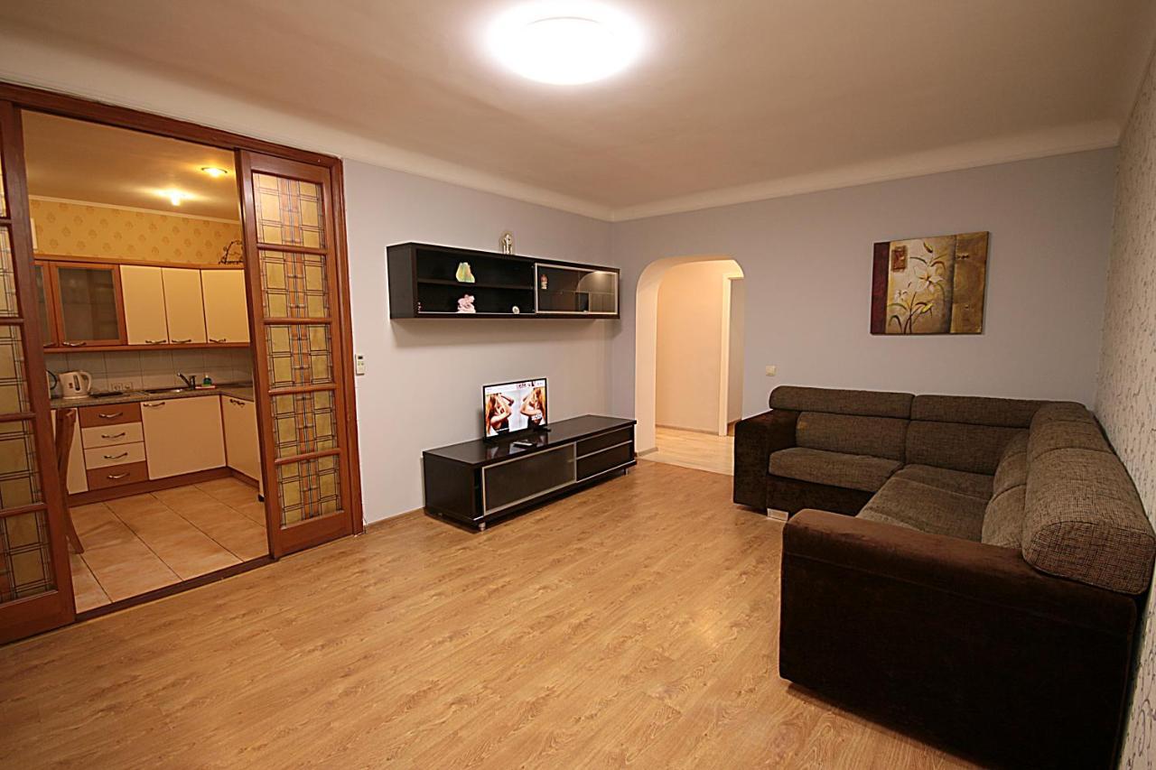 Inn Home Apartments - Pechersk Area Kiev Bagian luar foto