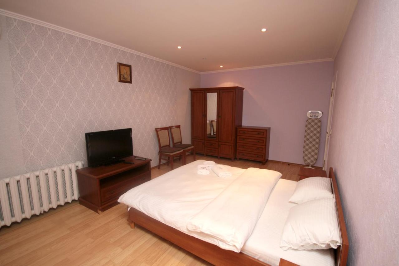 Inn Home Apartments - Pechersk Area Kiev Bagian luar foto